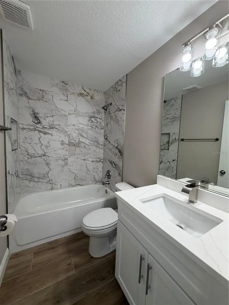 1438 Lake Harney Geneva FL 32732