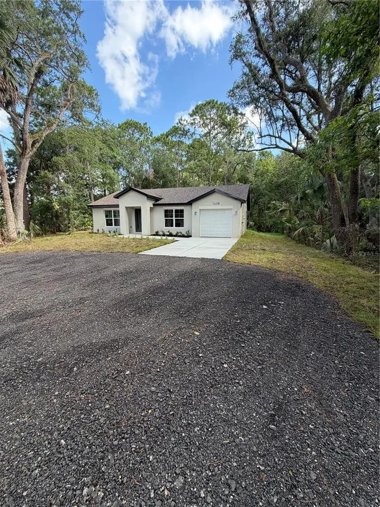 1438 Lake Harney Geneva FL 32732