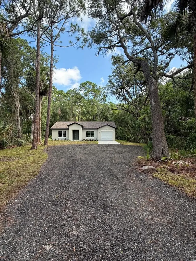 1438 Lake Harney Geneva FL 32732