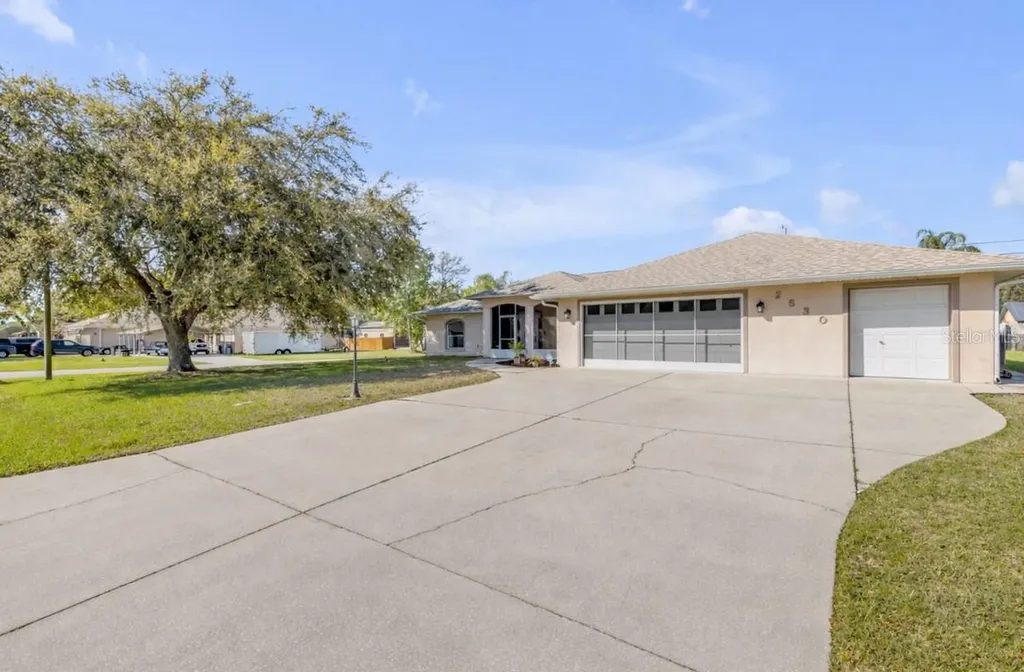 2530 Tamarind Drive Edgewater FL 32141