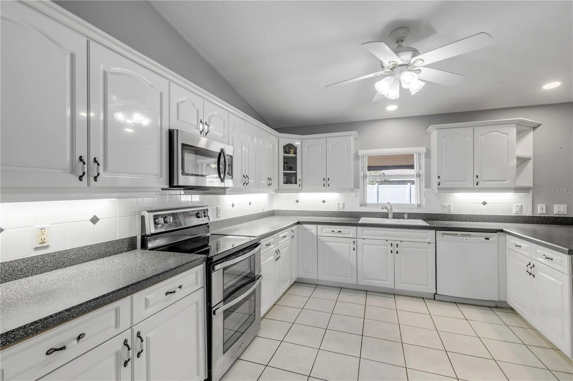 2530 Tamarind Drive Edgewater FL 32141