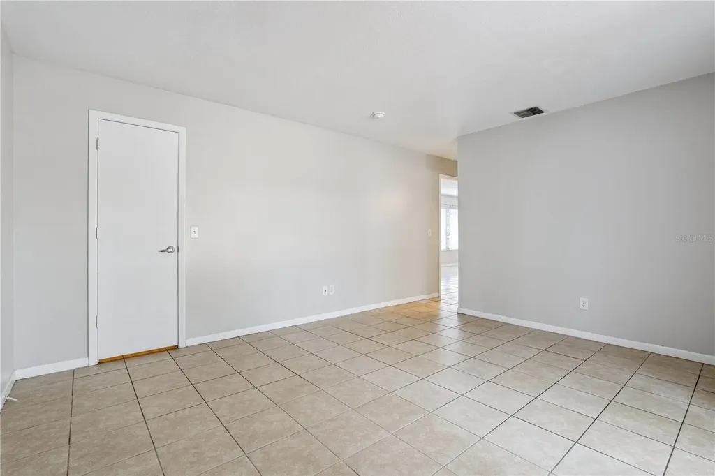 1743 E Chapel Drive Deltona FL 32725