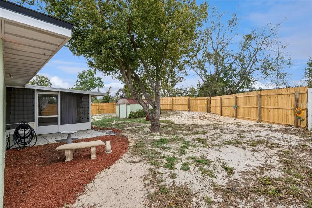 1743 E Chapel Drive Deltona FL 32725