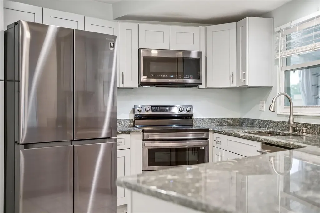 1743 E Chapel Drive Deltona FL 32725