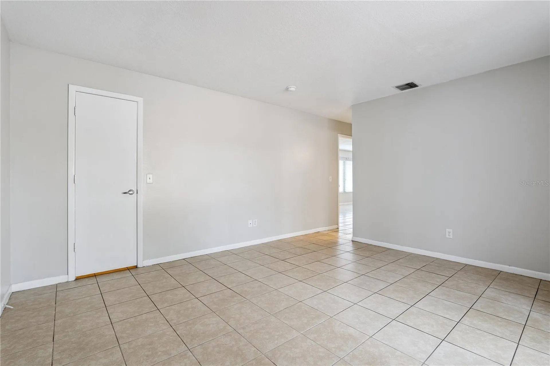 1743 E Chapel Drive Deltona FL 32725