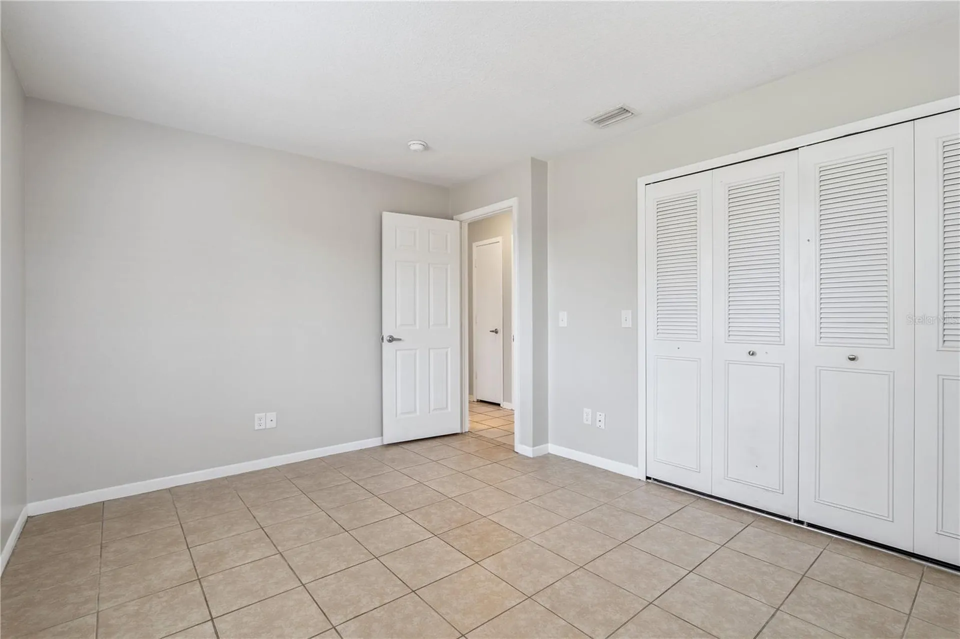 1743 E Chapel Drive Deltona FL 32725