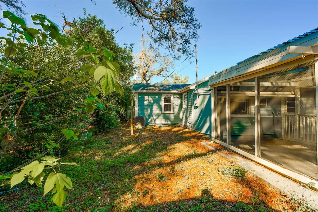 1579 S Washington Avenue Clearwater FL 33756