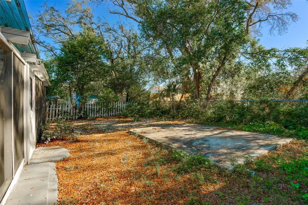 1579 S Washington Avenue Clearwater FL 33756
