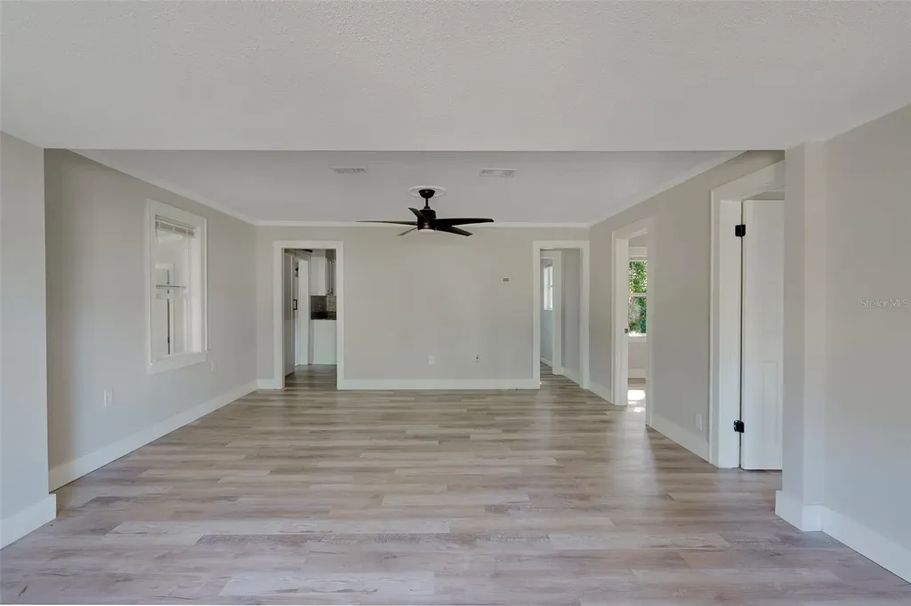 1579 S Washington Avenue Clearwater FL 33756