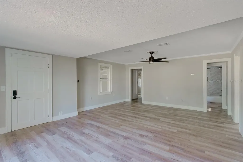 1579 S Washington Avenue Clearwater FL 33756