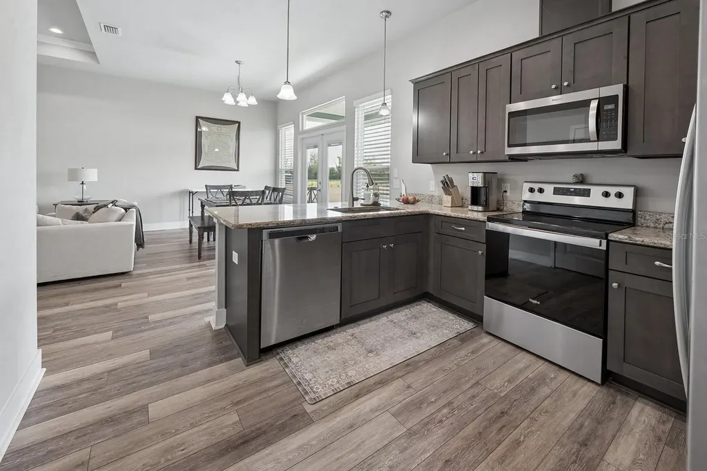 6095 SW 82nd Place Trenton FL 32693