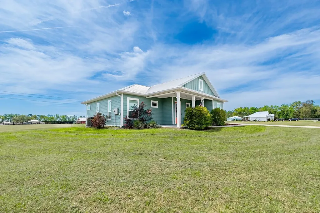 6095 SW 82nd Place Trenton FL 32693