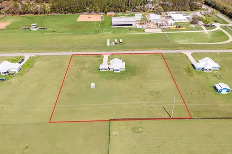 6095 SW 82nd Place Trenton FL 32693