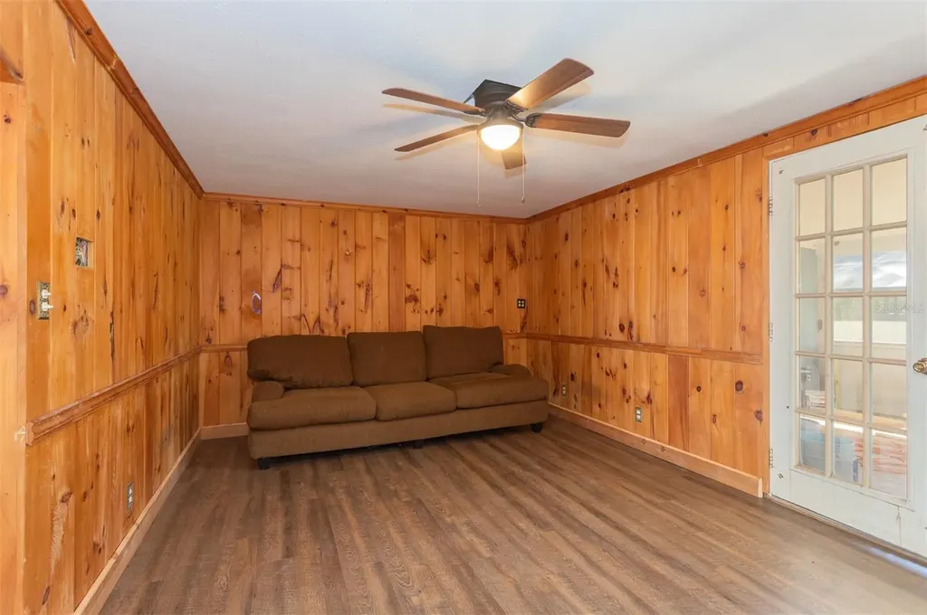 6965 NE 137th Place Citra FL 32113