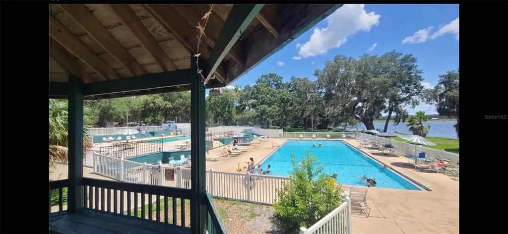 25211 NE 142nd Street Salt Springs FL 32134