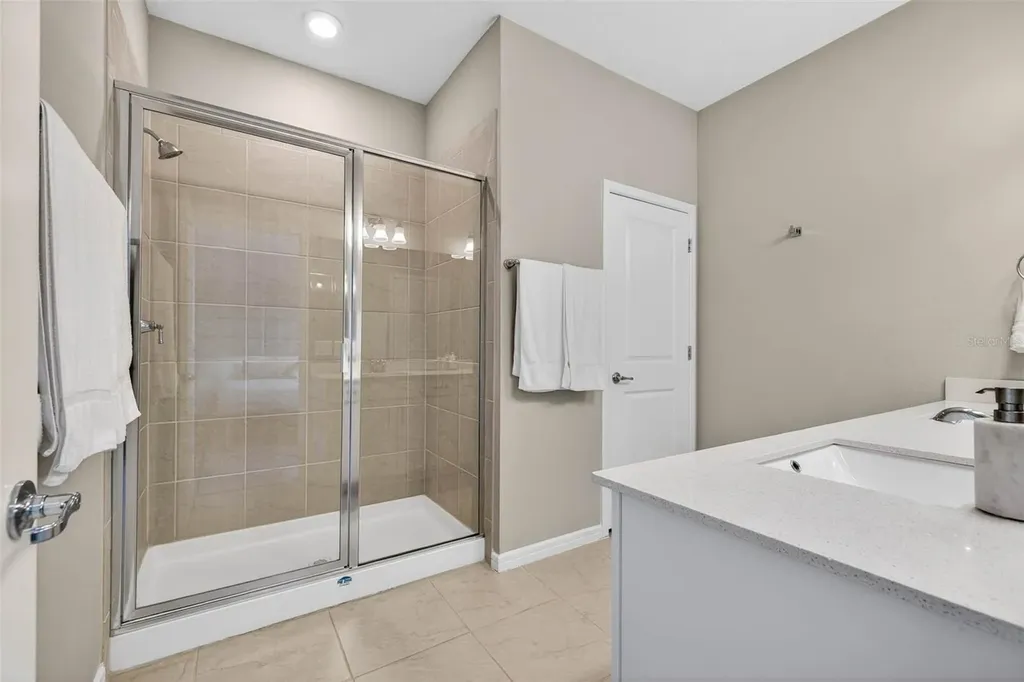 339 Sandbar Avenue NE St Petersburg FL 33716