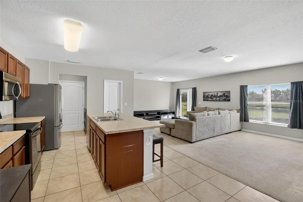 11932 Grand Kempston Drive Gibsonton FL 33534