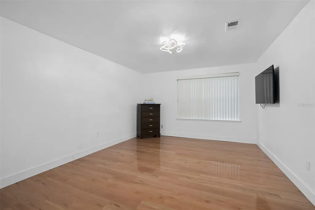 4190 Versailles Drive Orlando FL 32808
