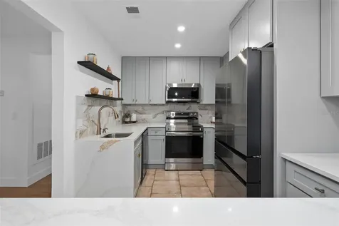 4190 Versailles Drive Orlando FL 32808