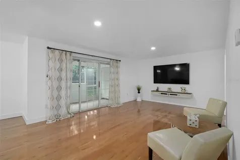 4190 Versailles Drive Orlando FL 32808