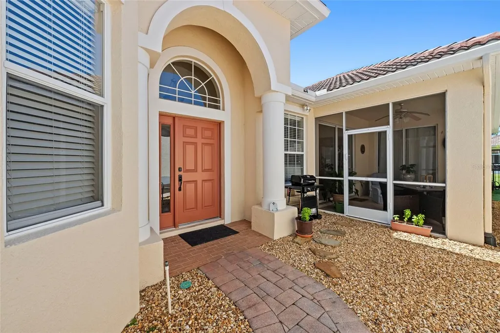 7708 32nd Street E Sarasota FL 34243