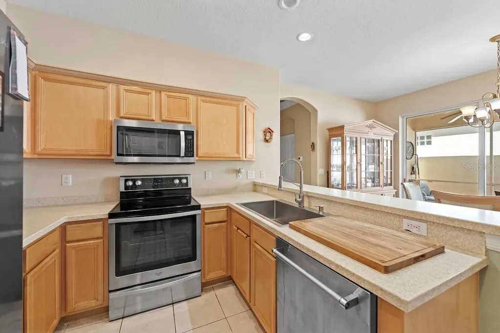 7708 32nd Street E Sarasota FL 34243