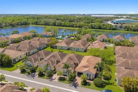 7708 32nd Street E Sarasota FL 34243