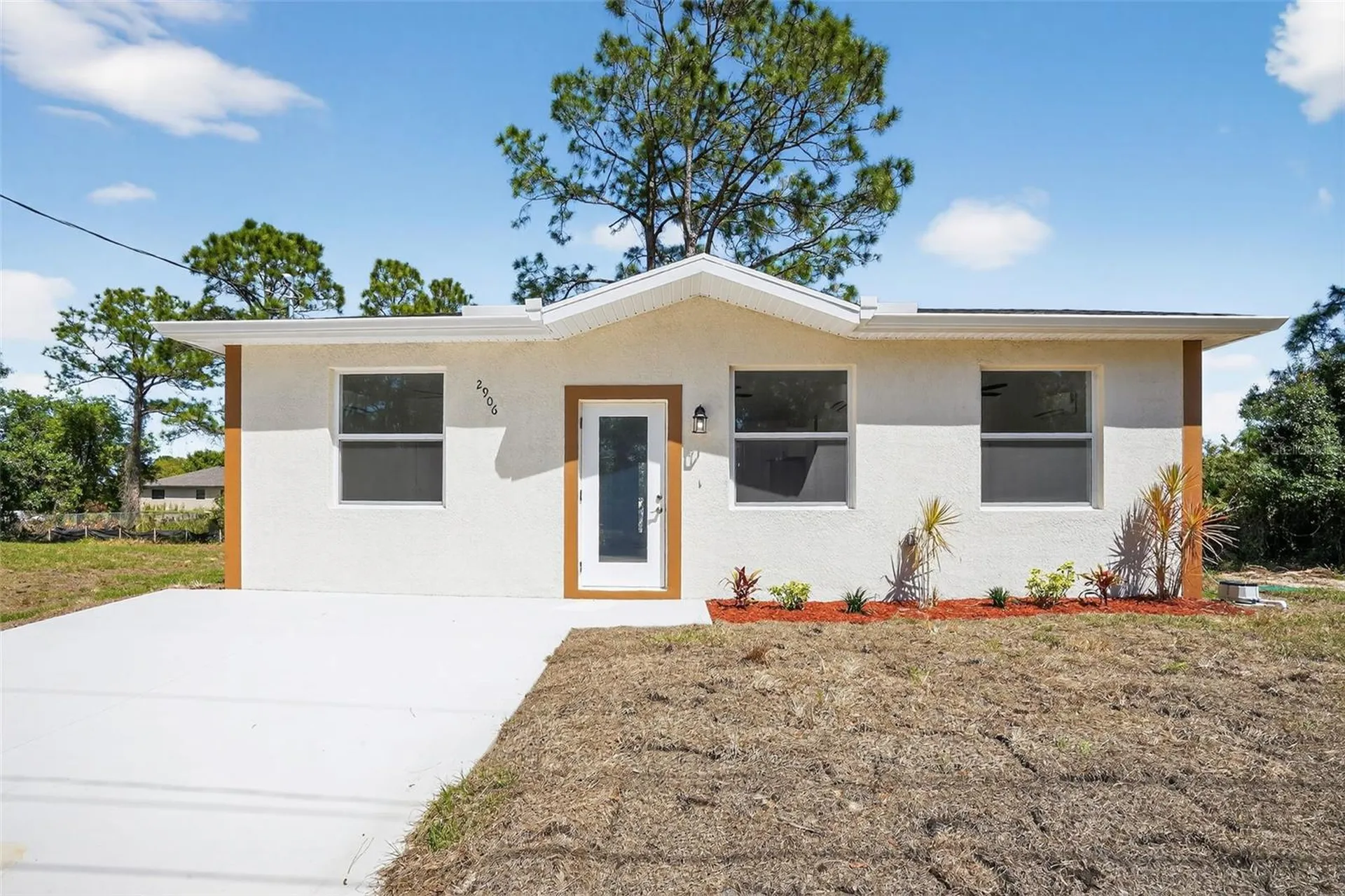 2906 52nd Street W Lehigh Acres FL 33971