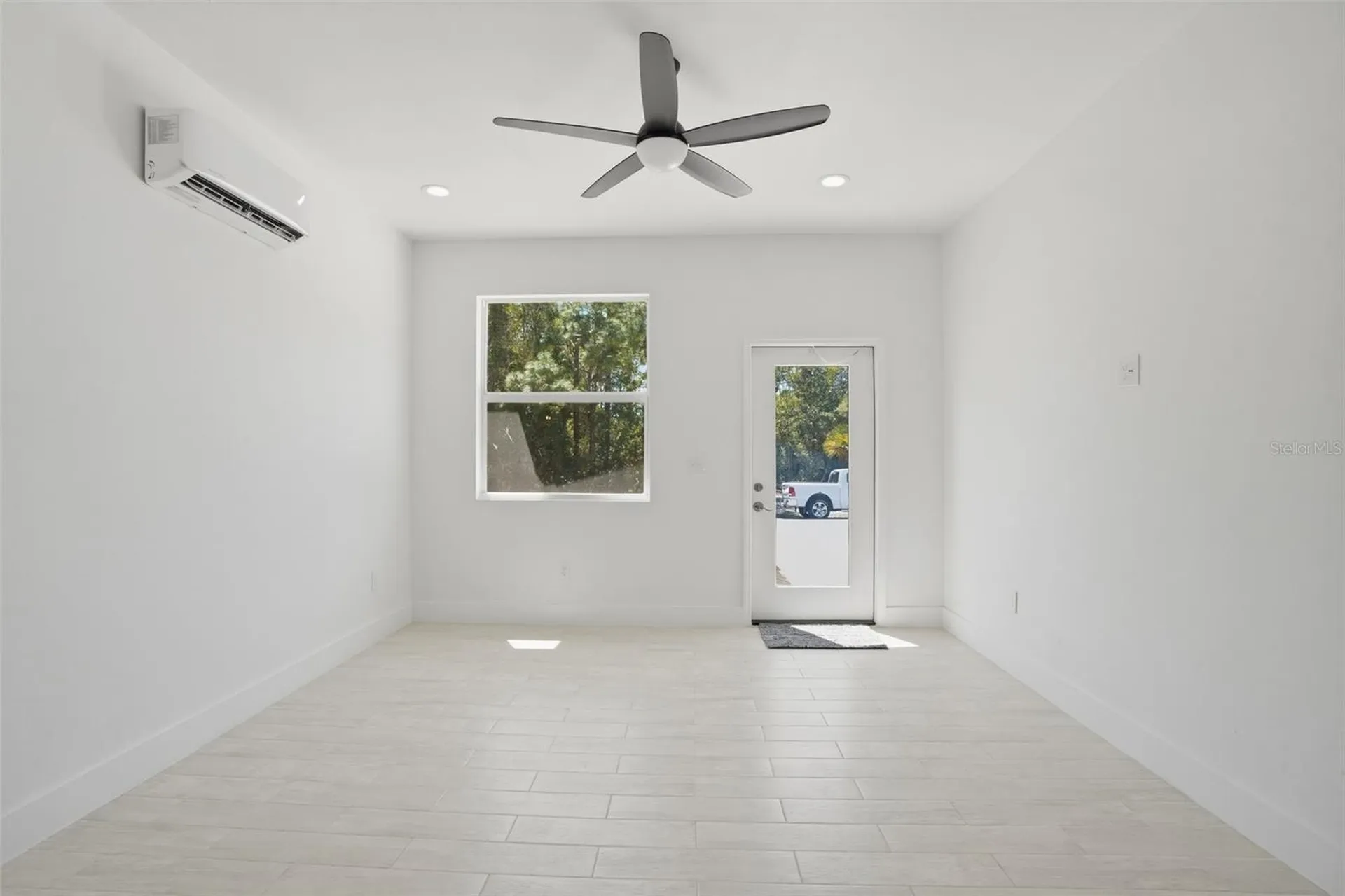 2906 52nd Street W Lehigh Acres FL 33971