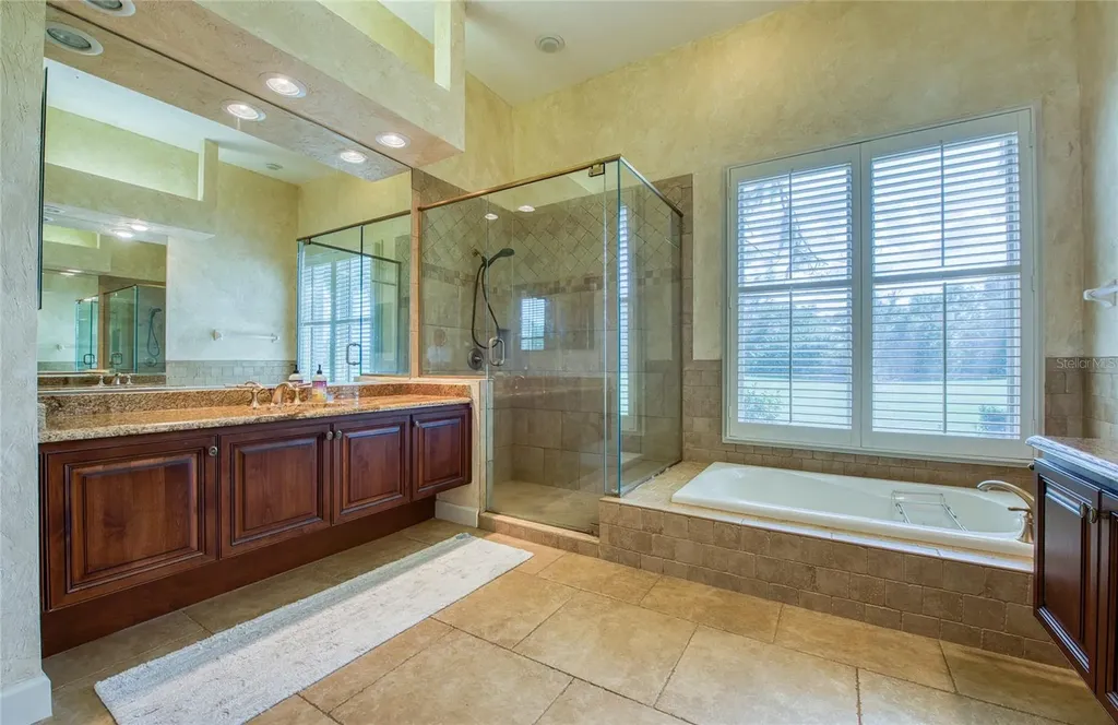 8736 54th Avenue E Bradenton FL 34211