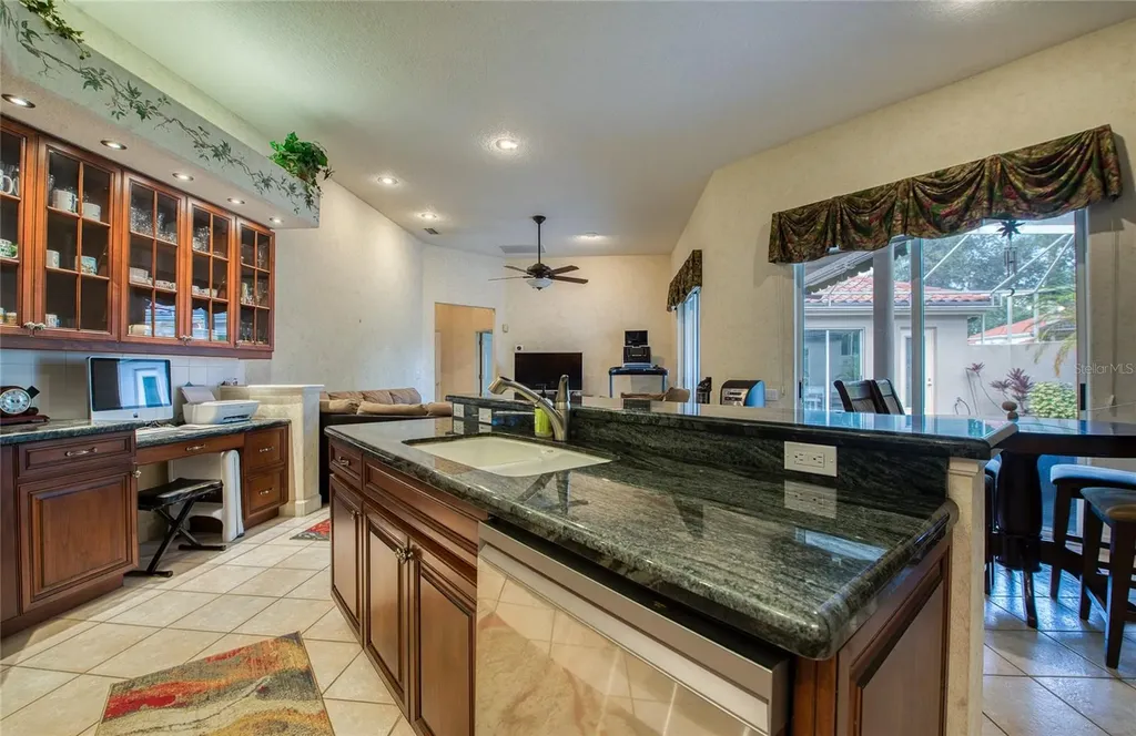 8736 54th Avenue E Bradenton FL 34211