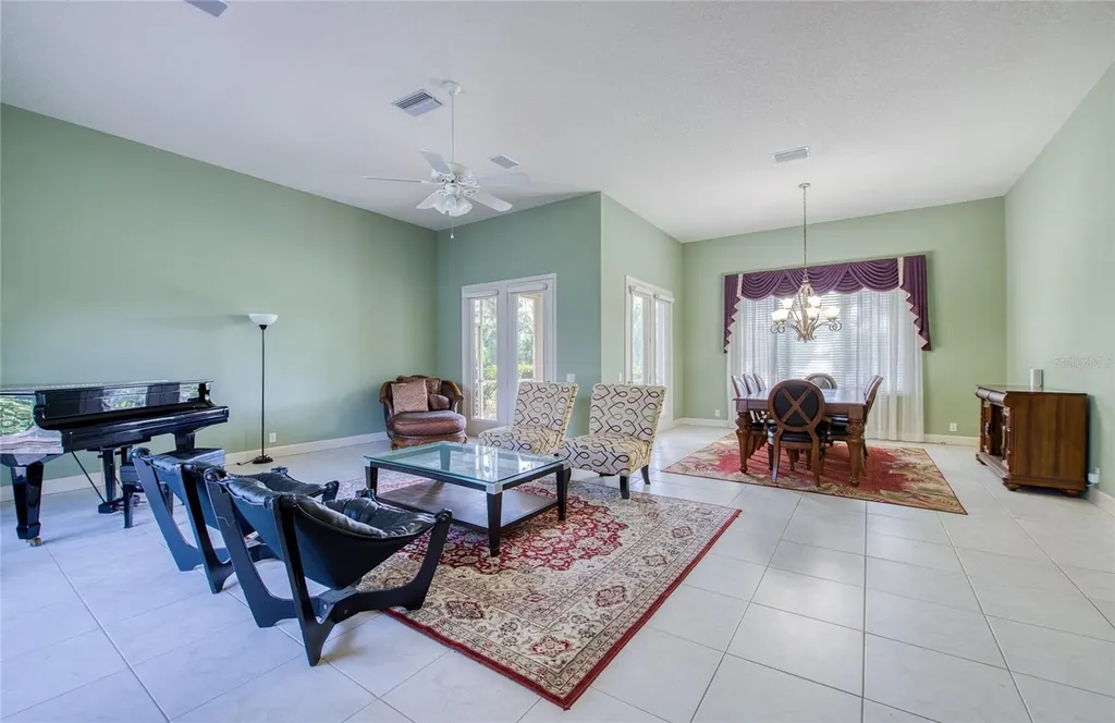 8736 54th Avenue E Bradenton FL 34211