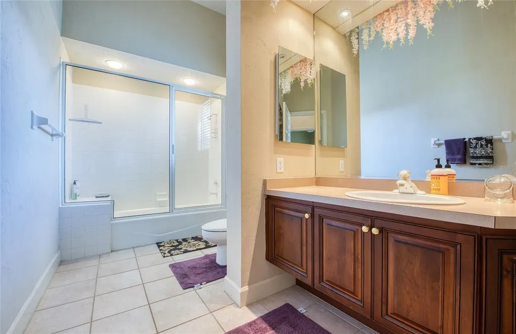 8736 54th Avenue E Bradenton FL 34211
