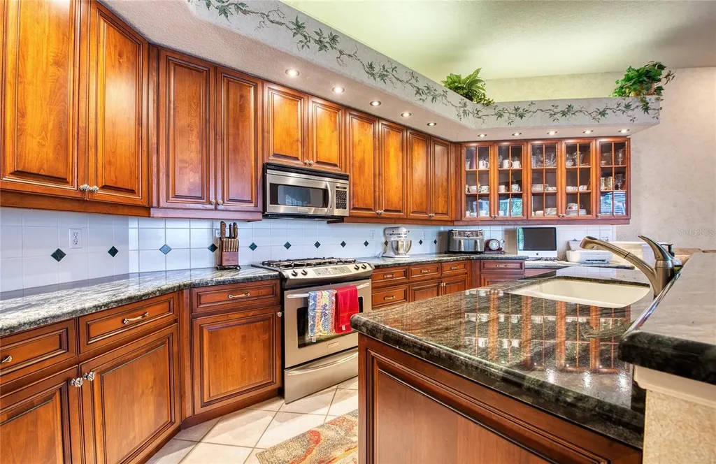 8736 54th Avenue E Bradenton FL 34211