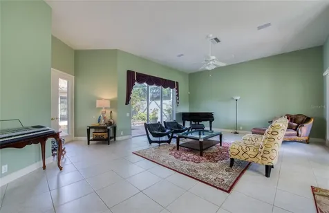 8736 54th Avenue E Bradenton FL 34211