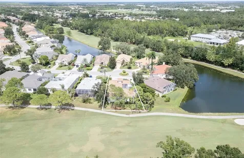8736 54th Avenue E Bradenton FL 34211