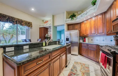 8736 54th Avenue E Bradenton FL 34211