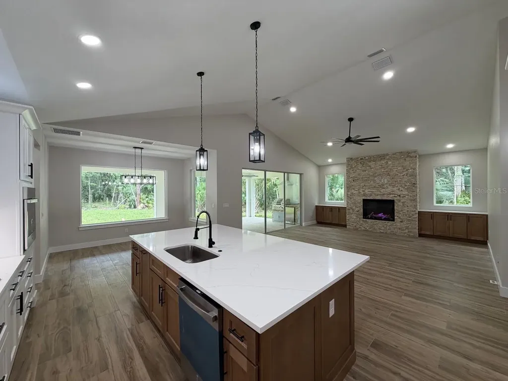 1602 Lake Harney Geneva FL 32732