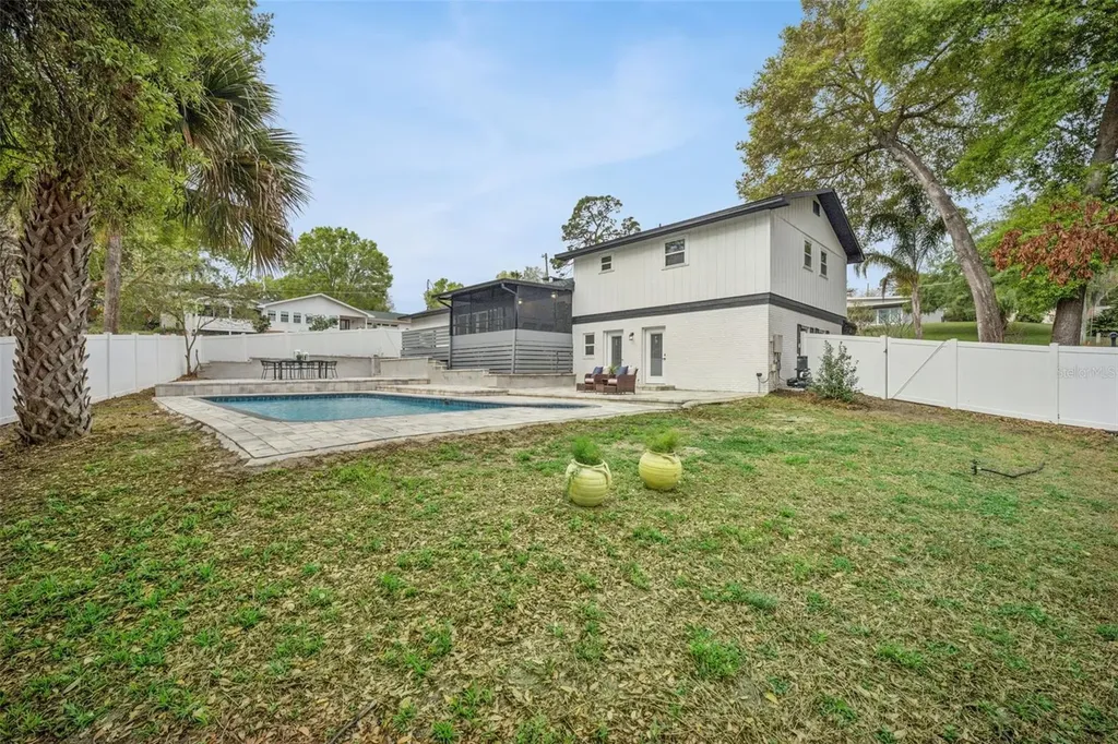 1450 Hilltop Drive Mount Dora FL 32757