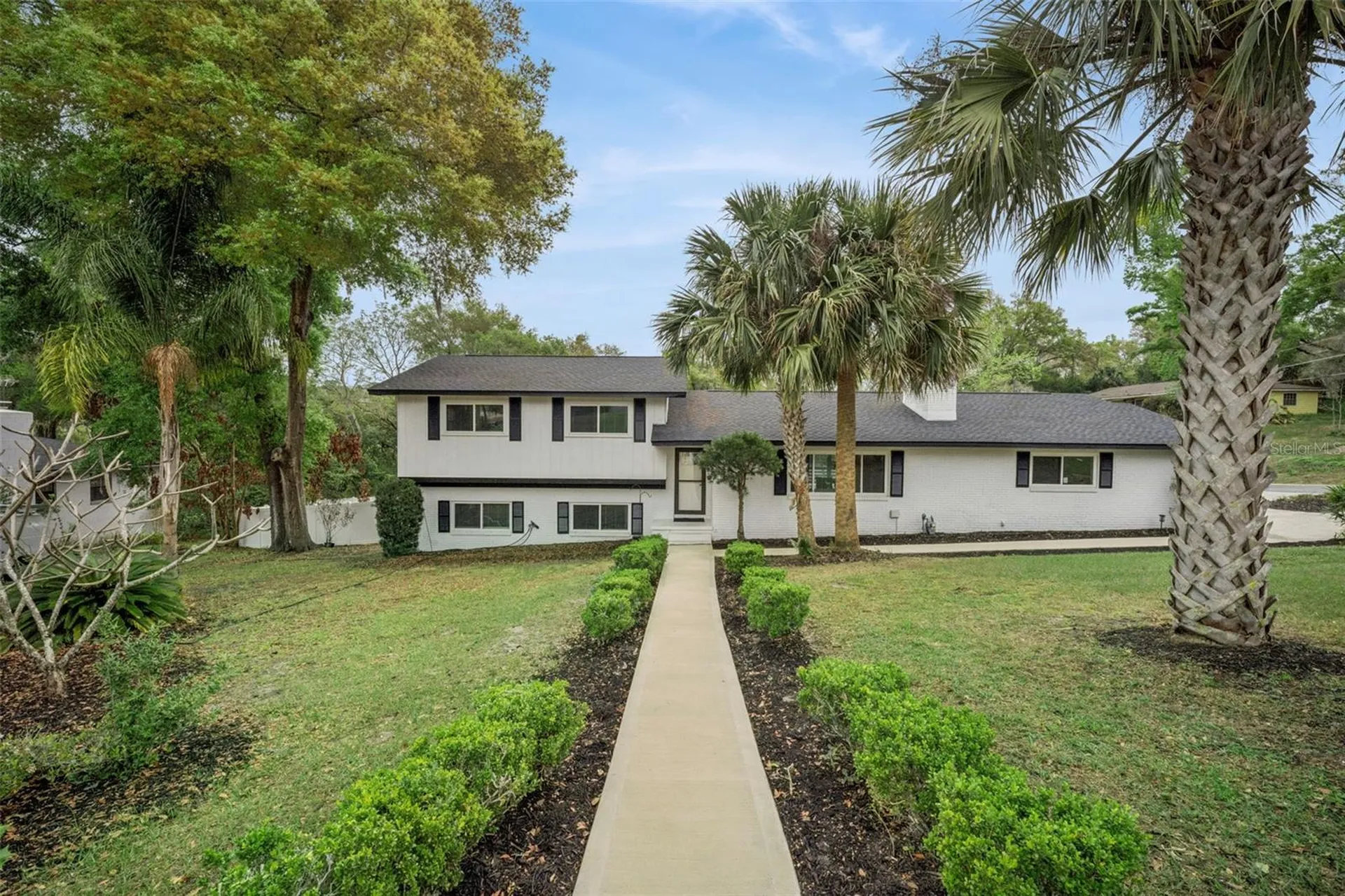 1450 Hilltop Drive Mount Dora FL 32757