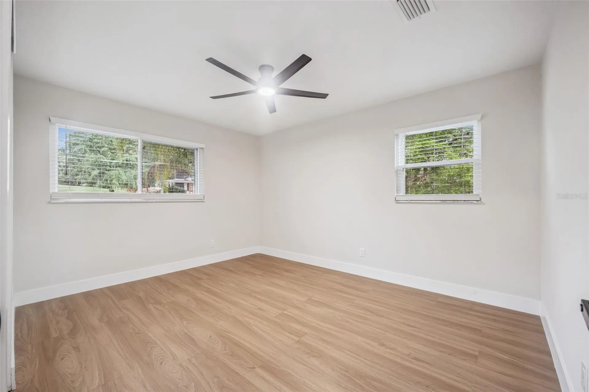 1450 Hilltop Drive Mount Dora FL 32757