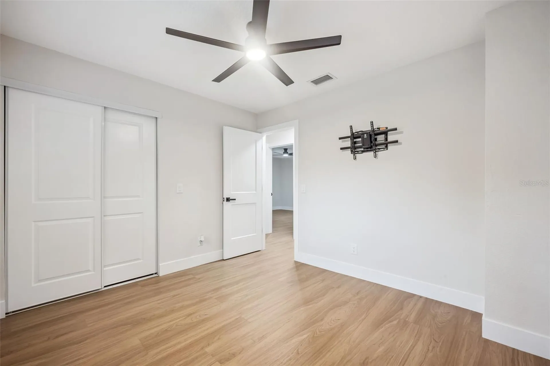 1450 Hilltop Drive Mount Dora FL 32757
