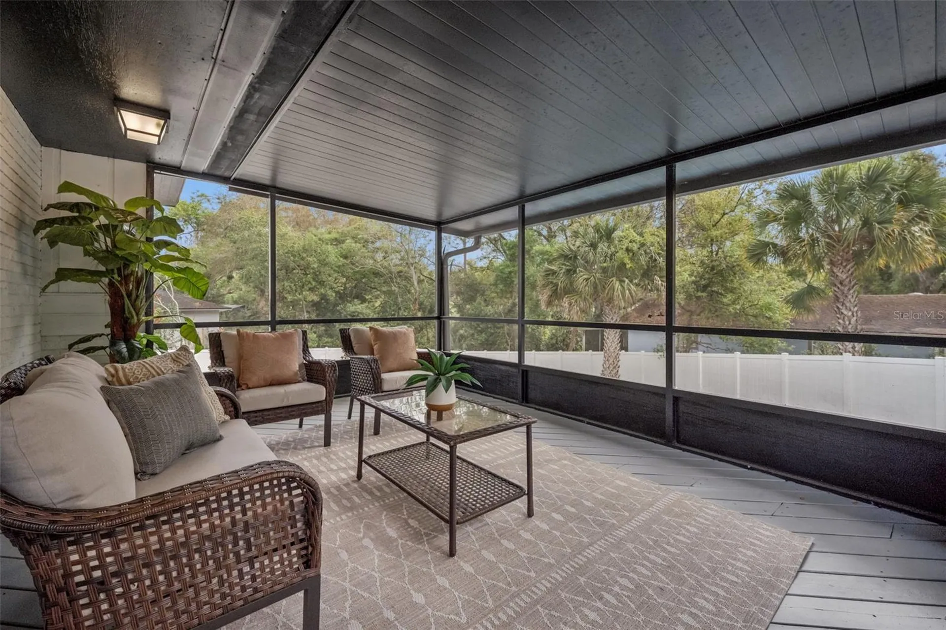 1450 Hilltop Drive Mount Dora FL 32757