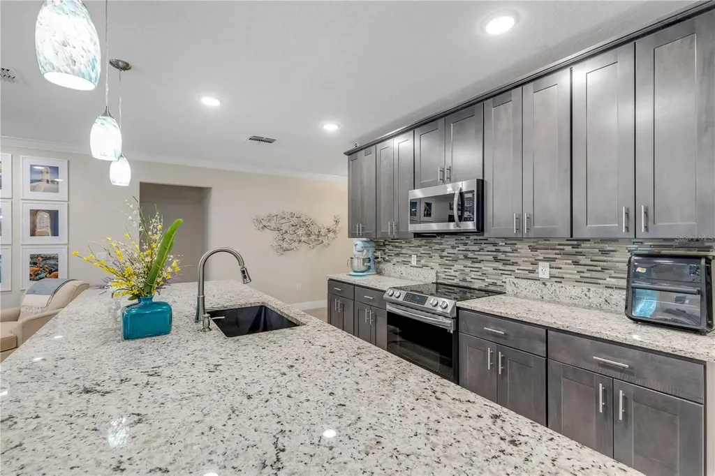 2504 Lime Tree Drive Edgewater FL 32141