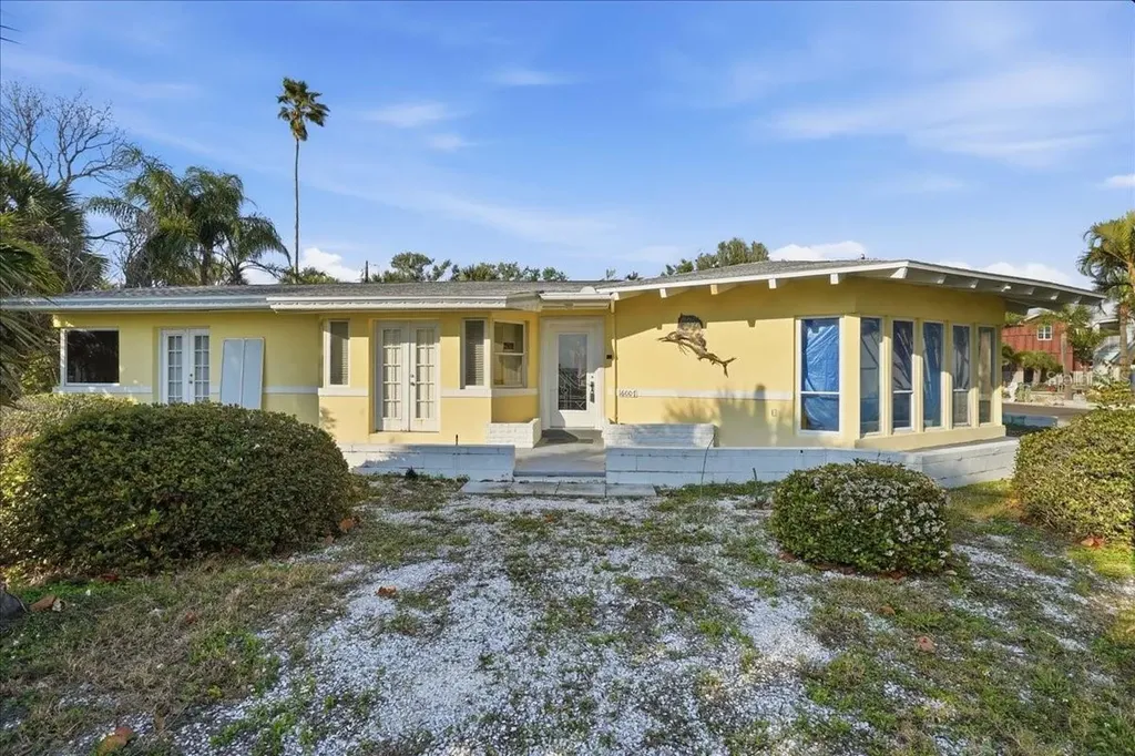 16007 Gulf Boulevard Redington Beach FL 33708