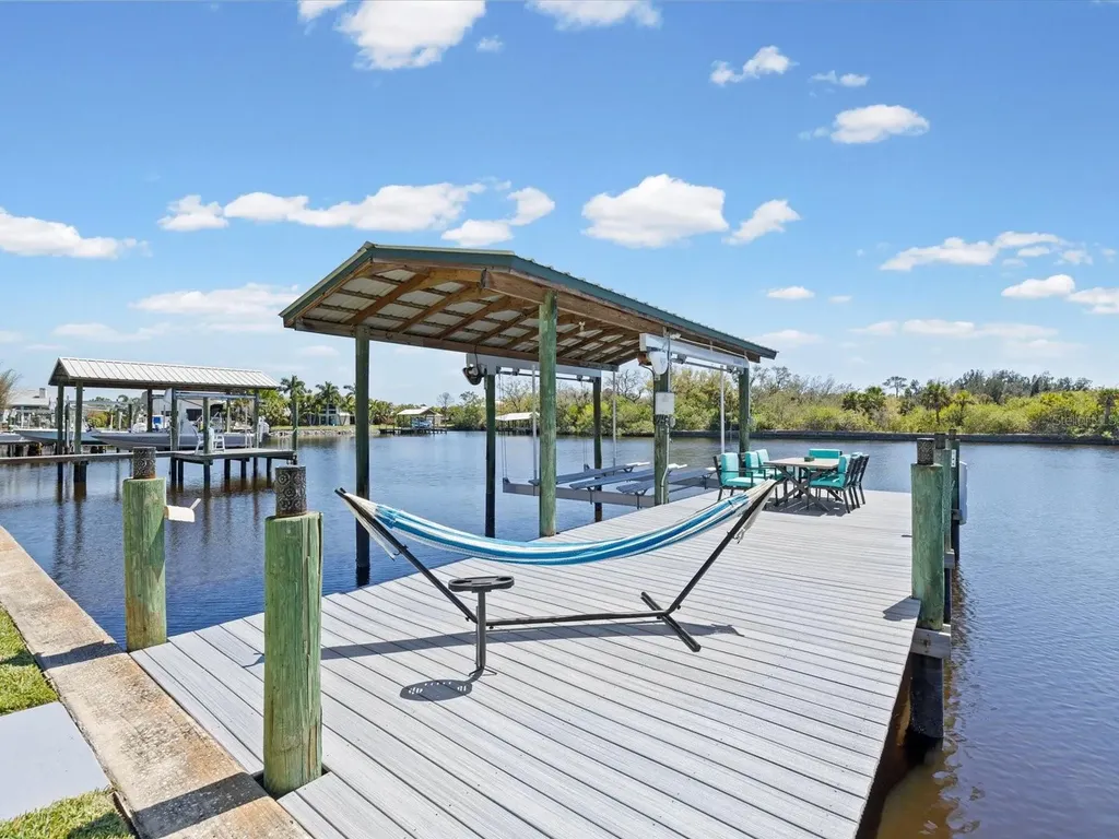 1414 Deirdre Drive Ruskin FL 33570