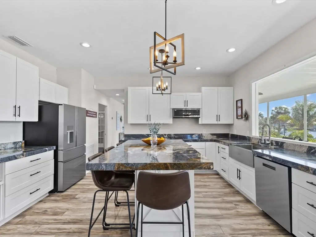 1414 Deirdre Drive Ruskin FL 33570