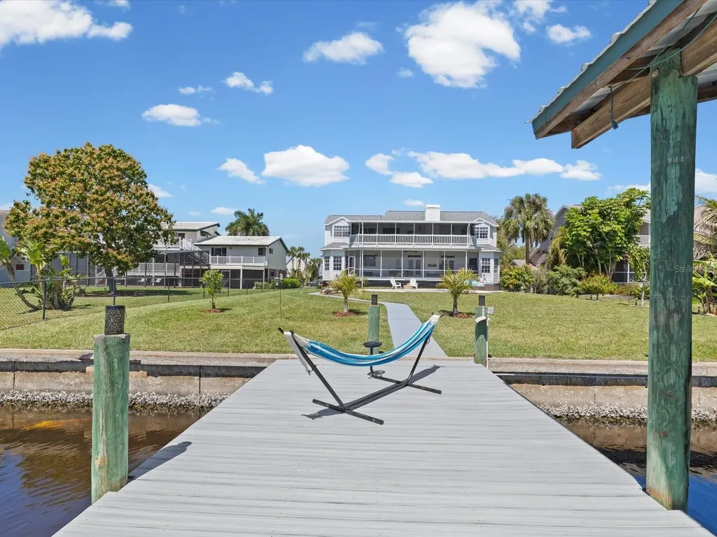 1414 Deirdre Drive Ruskin FL 33570