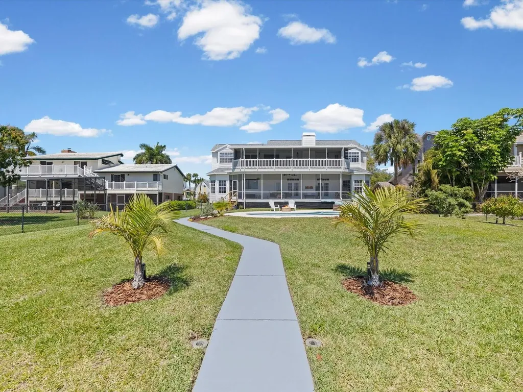 1414 Deirdre Drive Ruskin FL 33570