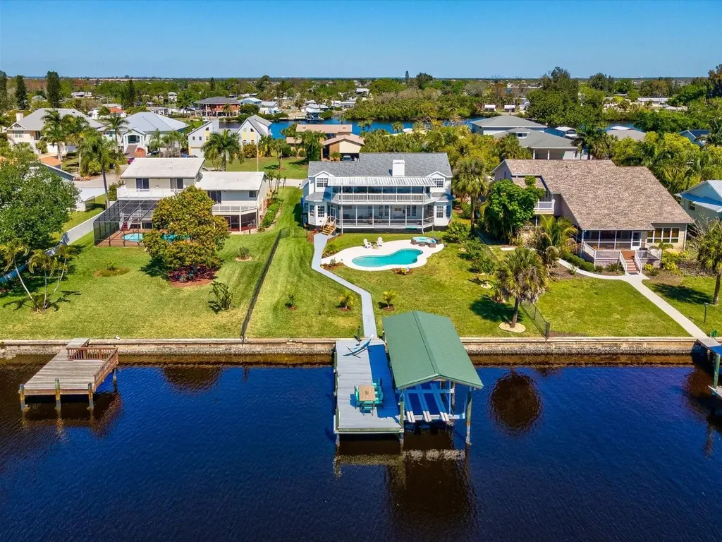 1414 Deirdre Drive Ruskin FL 33570